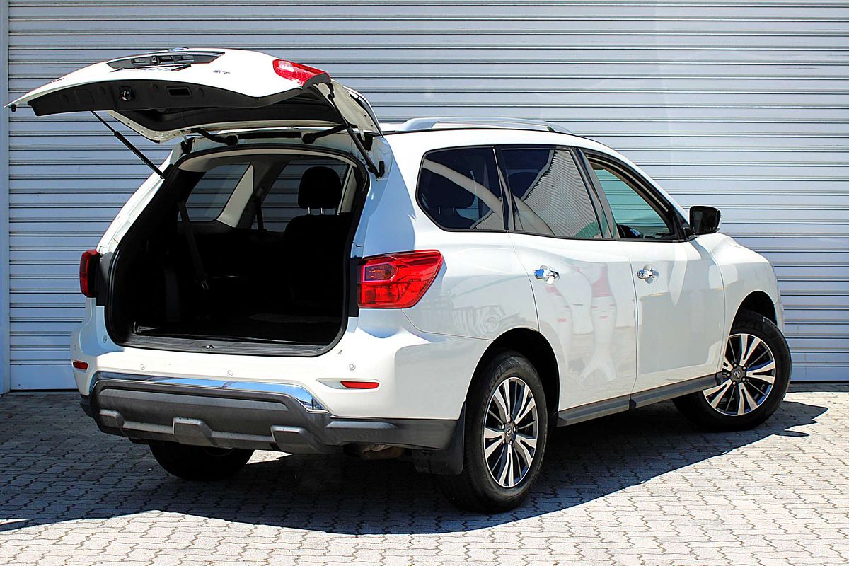 2017 Nissan Pathfinder ST R52 Series II