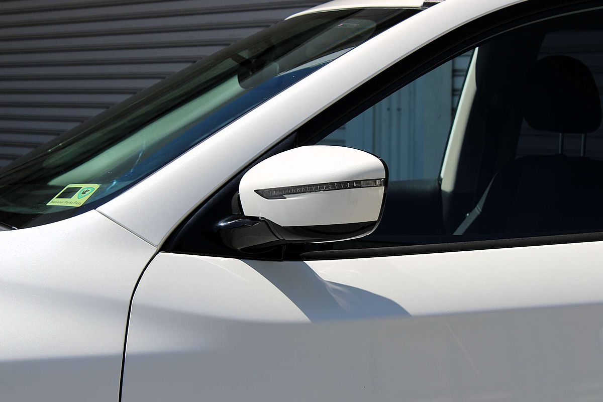 2017 Nissan Pathfinder ST R52 Series II