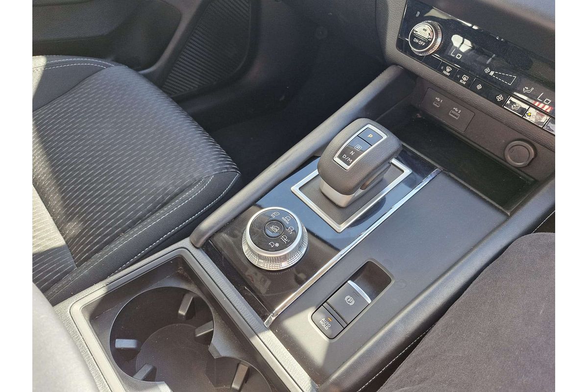 2024 Mitsubishi Outlander ES ZM