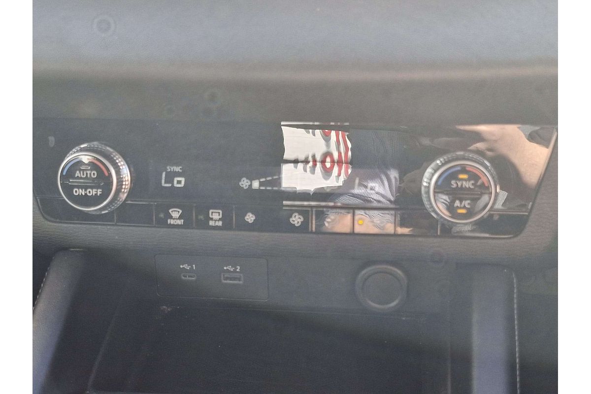 2024 Mitsubishi Outlander ES ZM