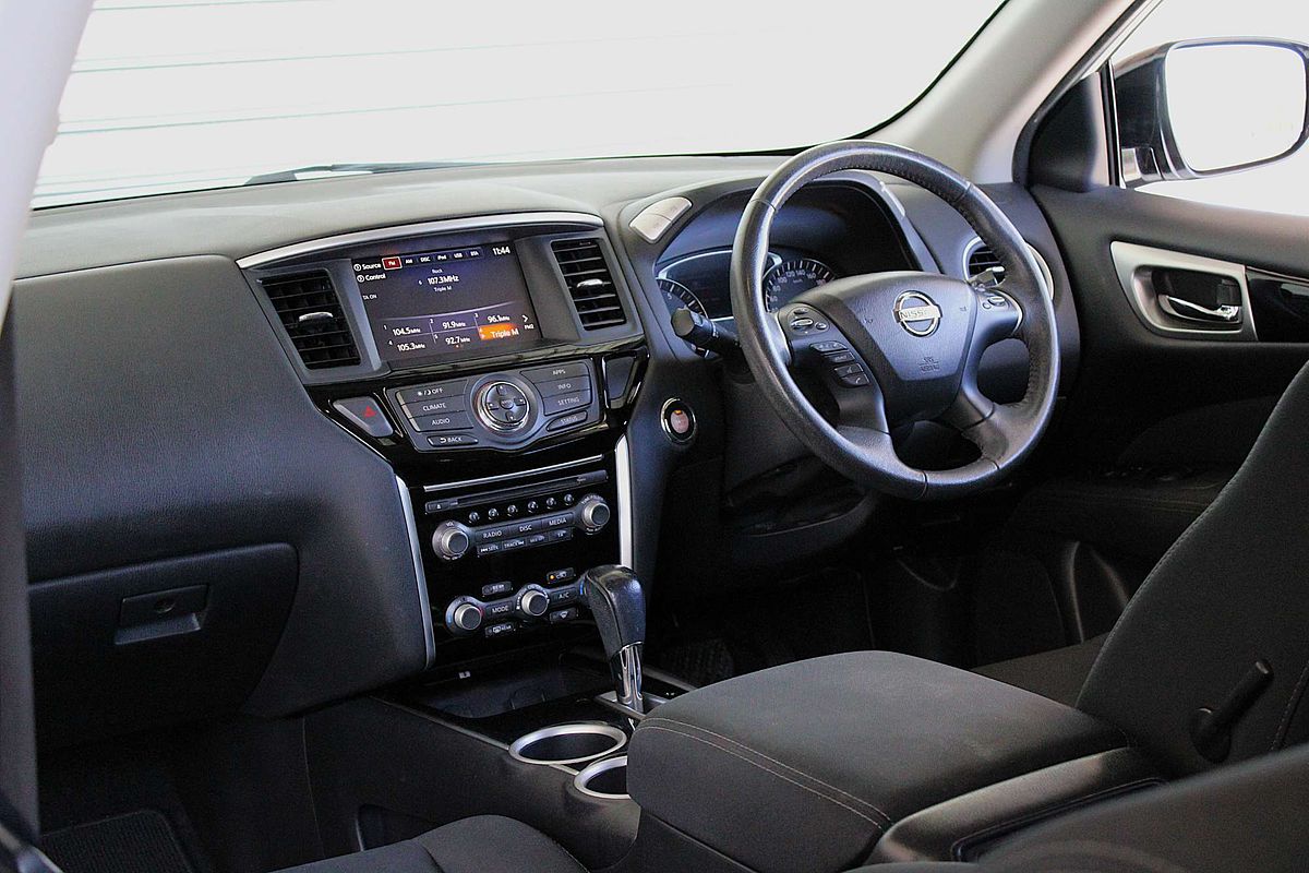 2017 Nissan Pathfinder ST R52 Series II