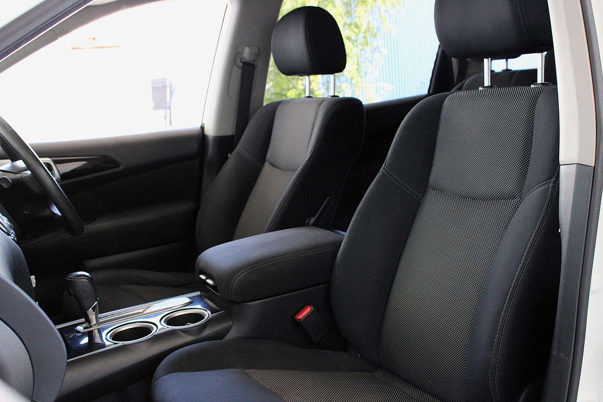 2017 Nissan Pathfinder ST R52 Series II