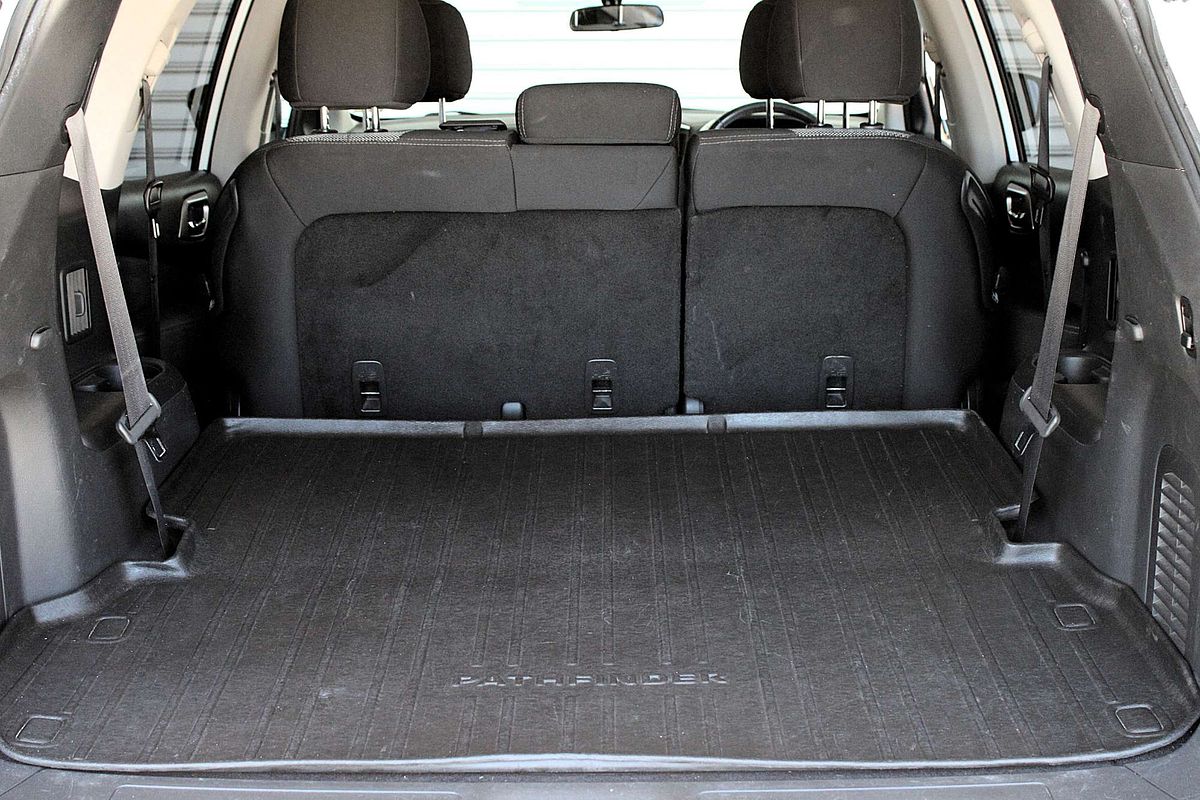 2017 Nissan Pathfinder ST R52 Series II