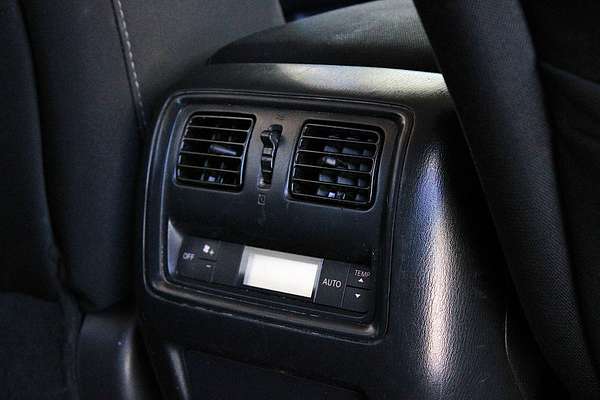 2017 Nissan Pathfinder ST R52 Series II