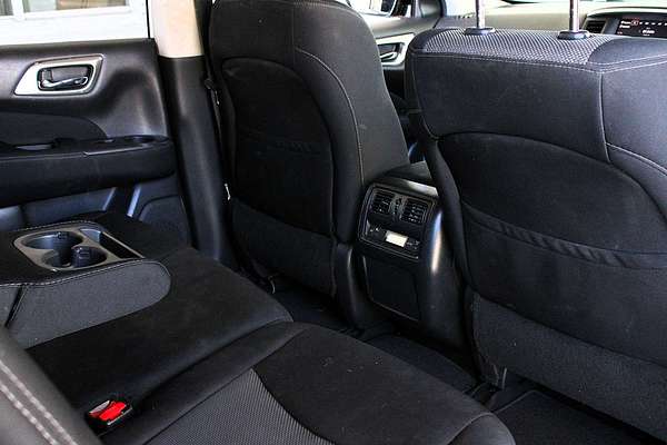 2017 Nissan Pathfinder ST R52 Series II