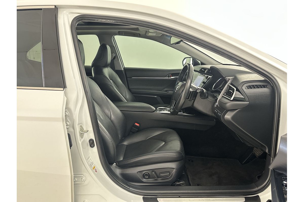 2018 Toyota Camry SL GSV70R