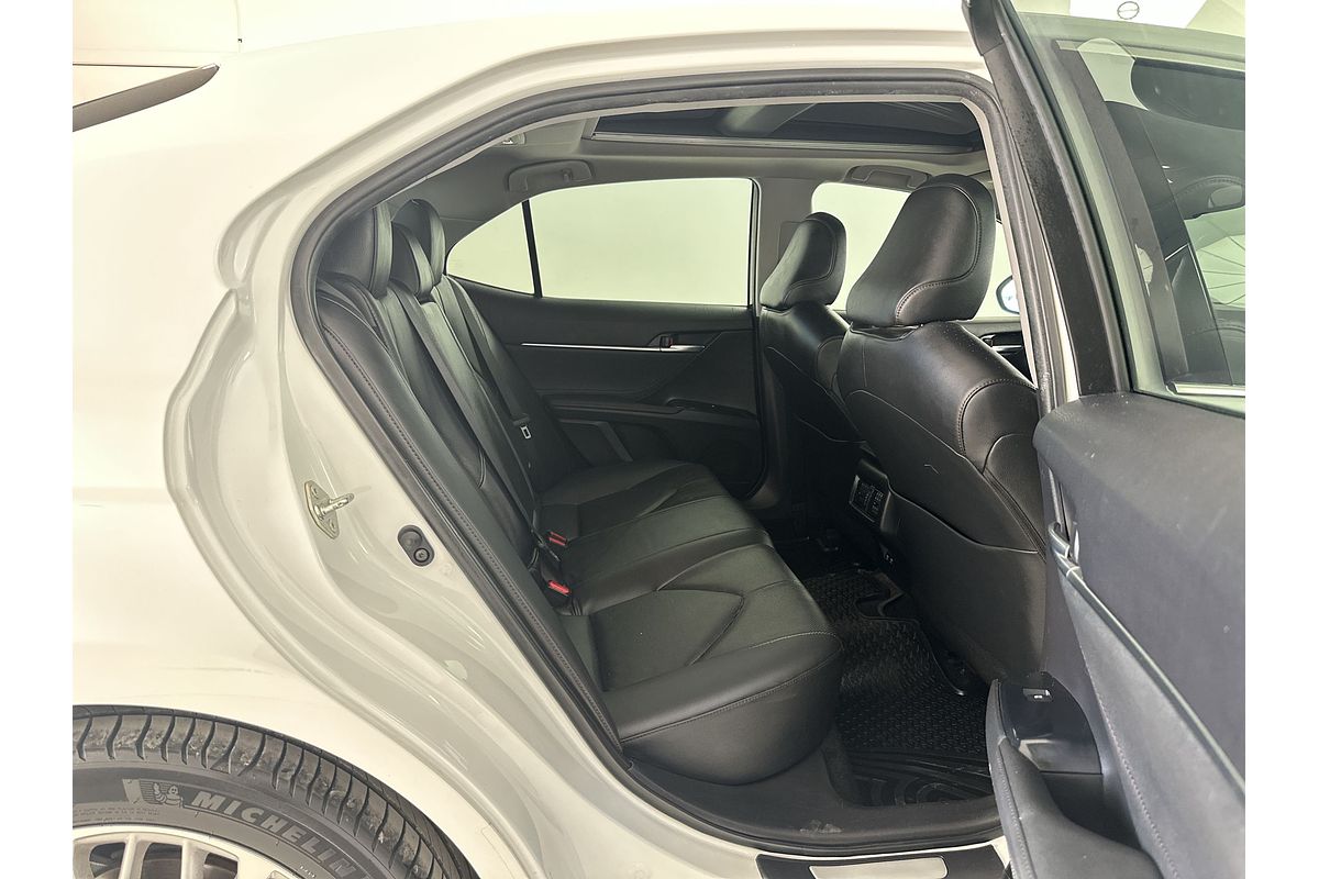 2018 Toyota Camry SL GSV70R