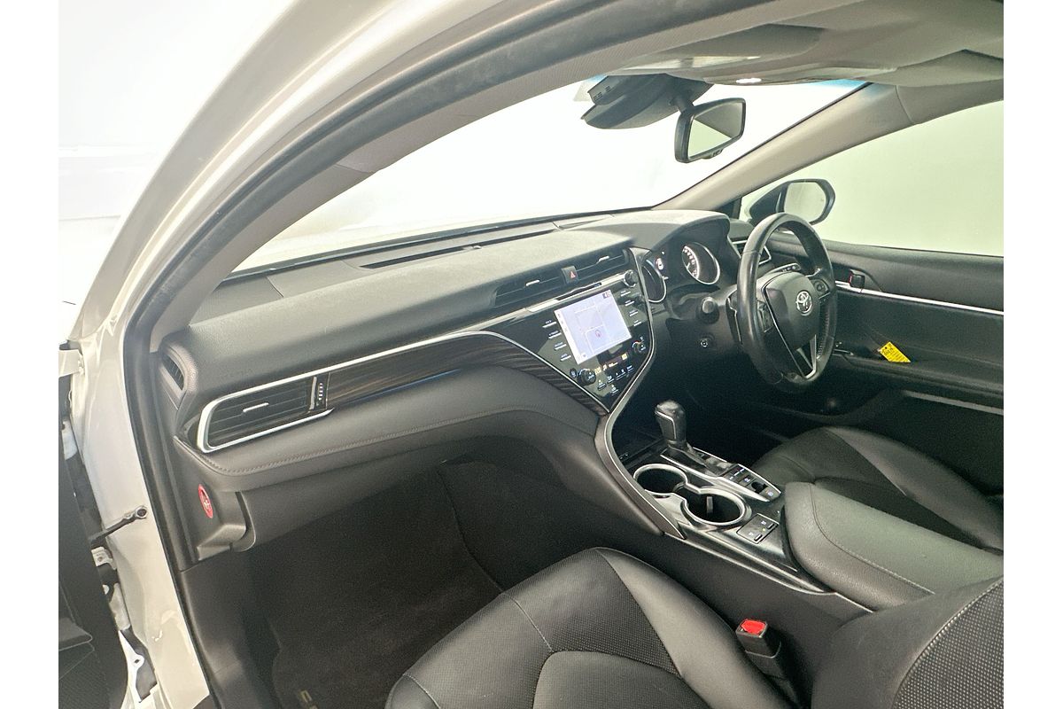 2018 Toyota Camry SL GSV70R