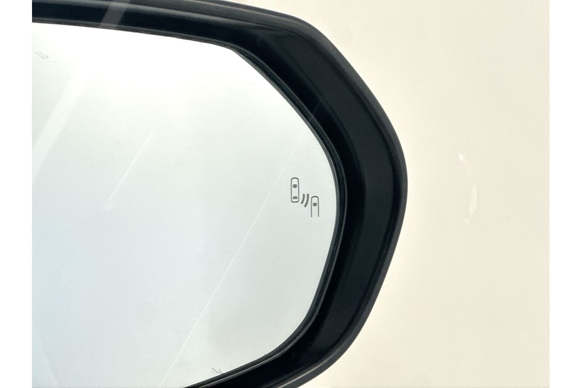 2018 Toyota Camry SL GSV70R