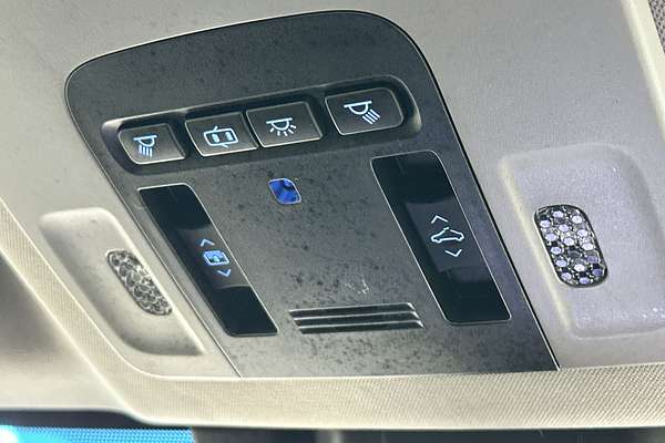 2018 Toyota Camry SL GSV70R