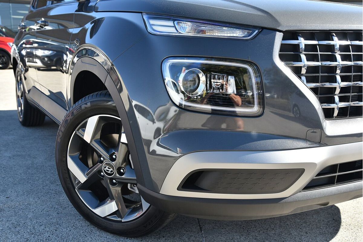 2025 Hyundai Venue Elite QX.V5