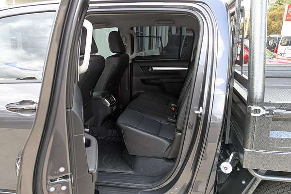2025 Toyota Hilux SR5 48V GUN126R 4X4