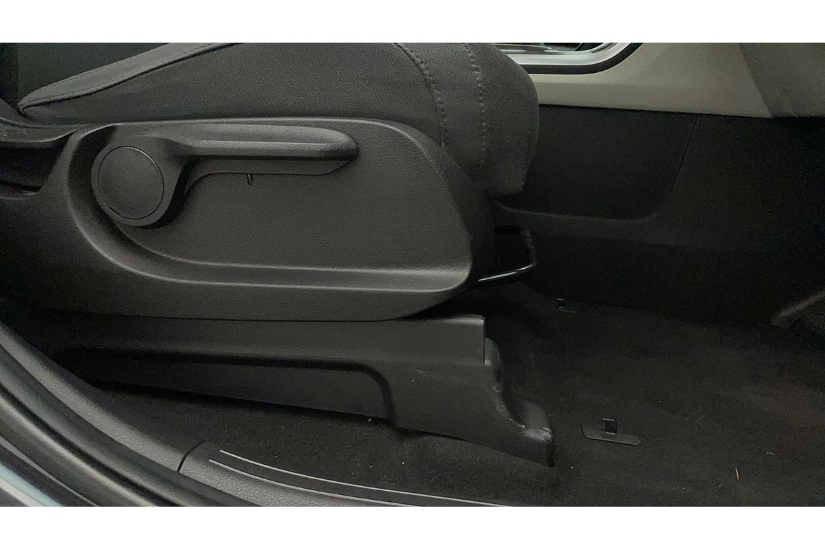 2022 Kia Carnival S KA4