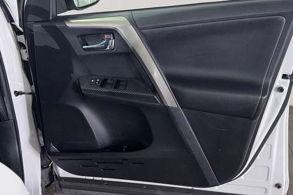 2013 Toyota RAV4 Cruiser ASA44R