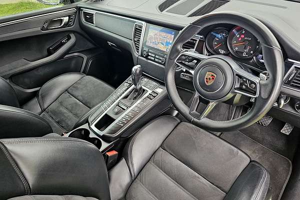 2017 Porsche Macan GTS 95B