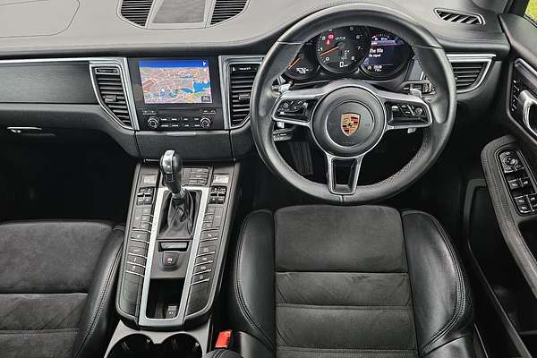 2017 Porsche Macan GTS 95B