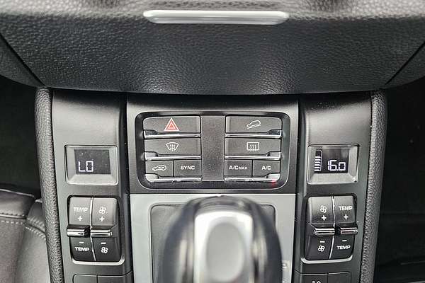 2017 Porsche Macan GTS 95B