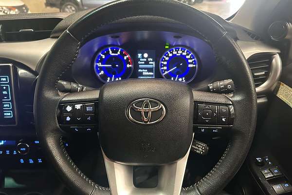 2019 Toyota Hilux SR5 GUN126R 4X4