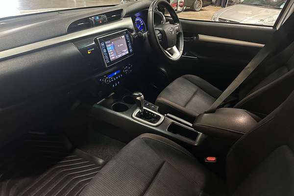 2019 Toyota Hilux SR5 GUN126R 4X4
