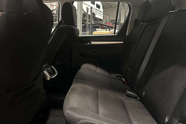 2019 Toyota Hilux SR5 GUN126R 4X4