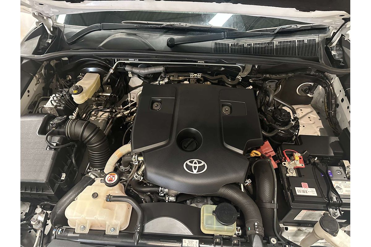 2019 Toyota Hilux SR5 GUN126R 4X4