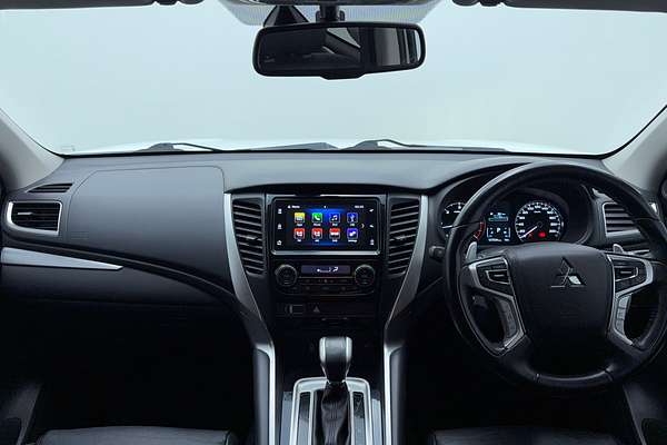 2017 Mitsubishi Pajero Sport GLS QE