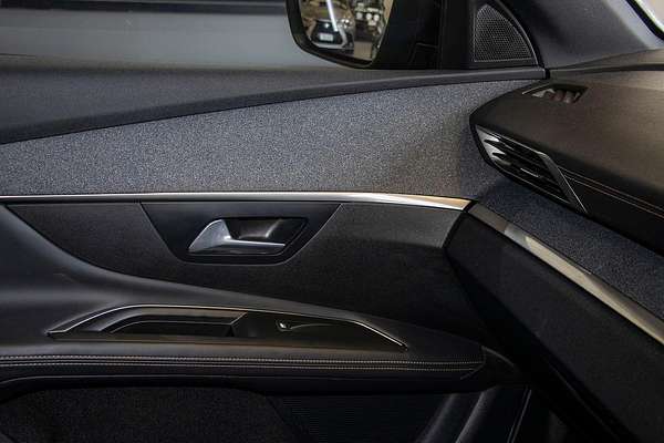 2018 Peugeot 3008 GT Line P84