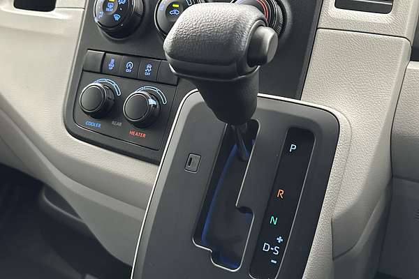 2021 Toyota Hiace Commuter GDH322R ELWB High Roof