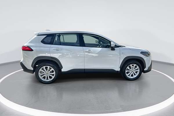 2024 Toyota Corolla Cross GX MXGH10R