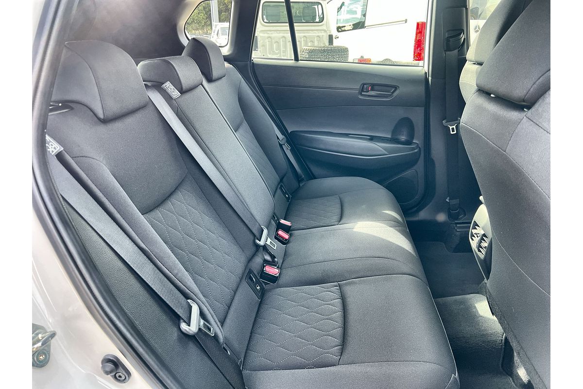 2024 Toyota Corolla Cross GX MXGH10R