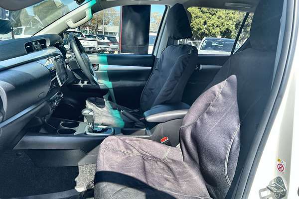 2017 Toyota Hilux SR5 GUN126R 4X4