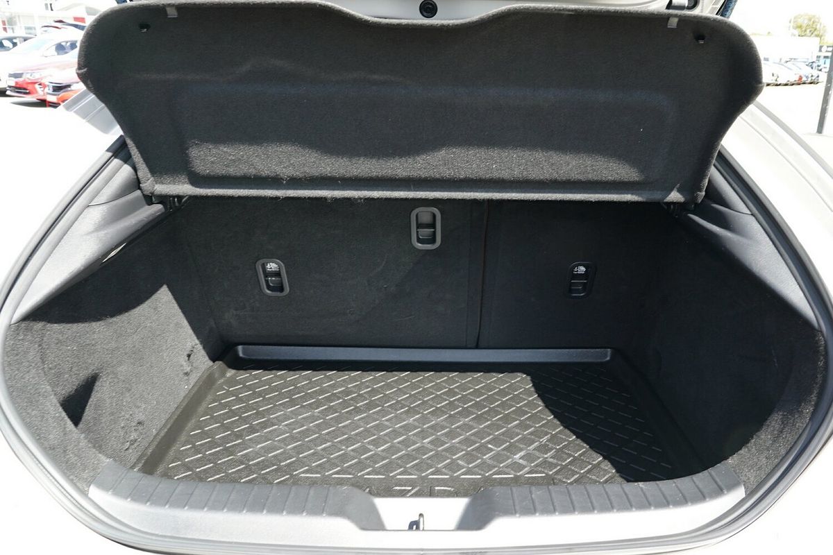 2022 Mazda 3 G25 Astina BP Series