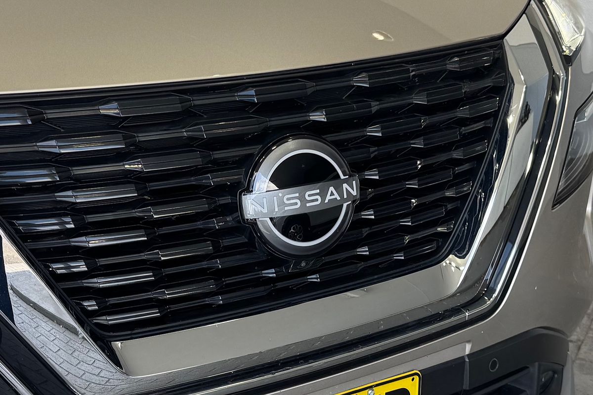 2023 Nissan X-TRAIL ST-L T33