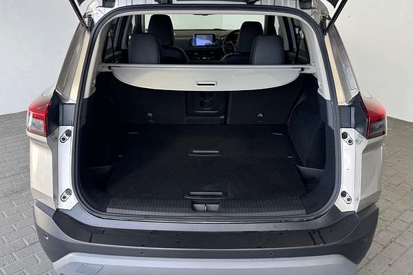 2023 Nissan X-TRAIL ST-L T33