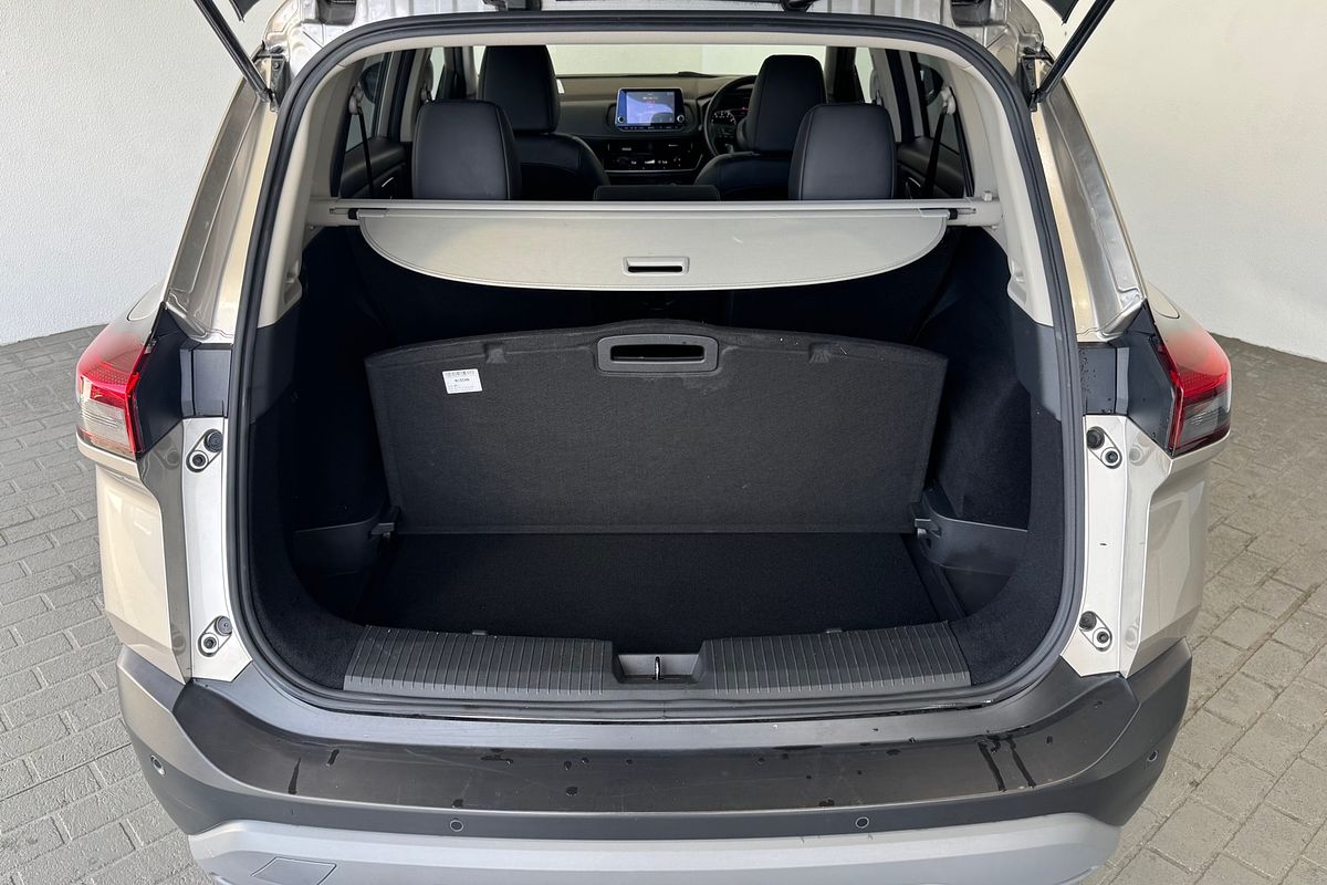 2023 Nissan X-TRAIL ST-L T33