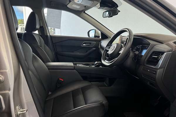 2023 Nissan X-TRAIL ST-L T33