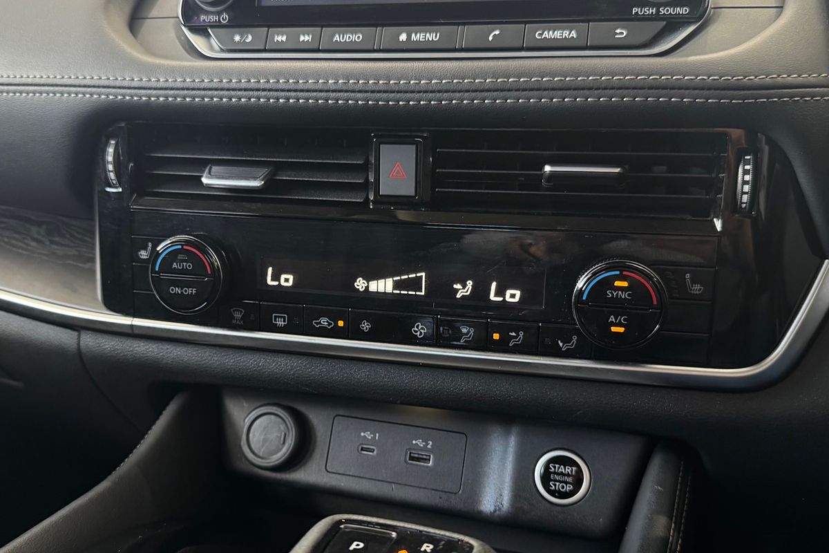 2023 Nissan X-TRAIL ST-L T33