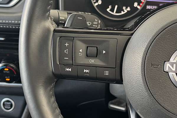 2023 Nissan X-TRAIL ST-L T33