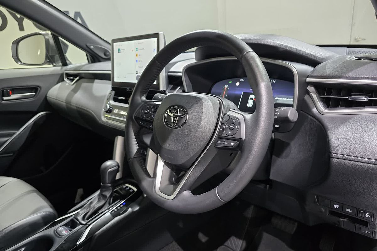 2025 Toyota Corolla Cross Atmos MXGH10R