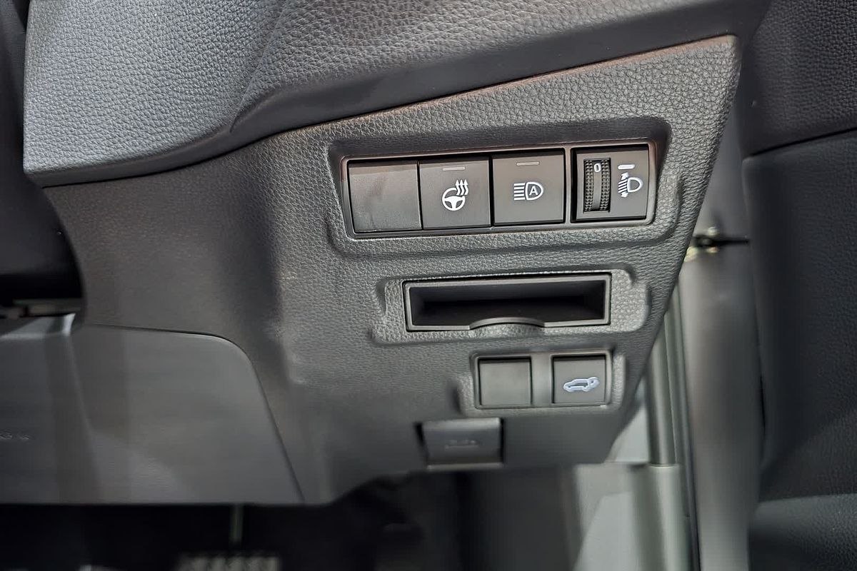 2025 Toyota Corolla Cross Atmos MXGH10R