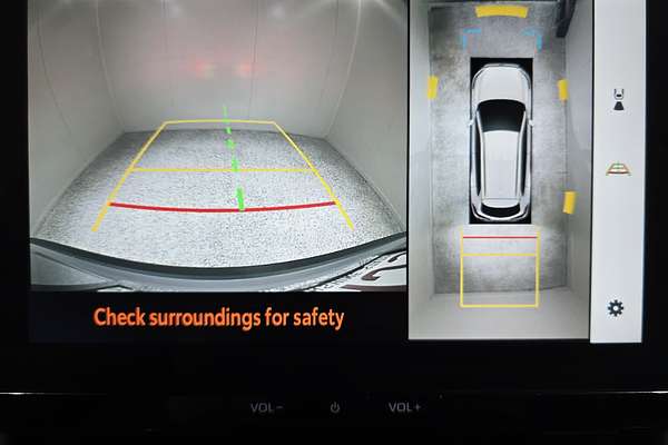 2025 Toyota Corolla Cross Atmos MXGH10R