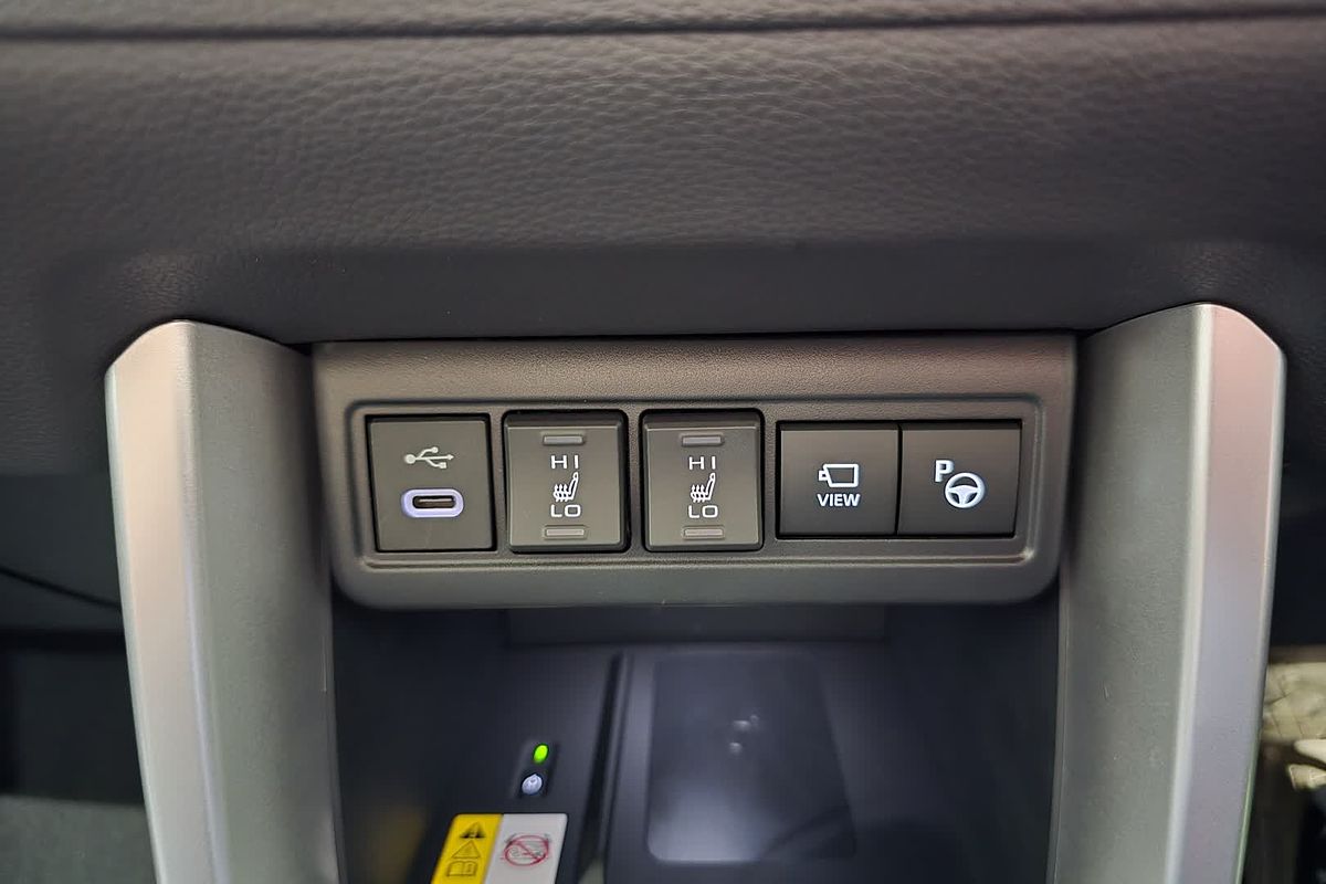 2025 Toyota Corolla Cross Atmos MXGH10R