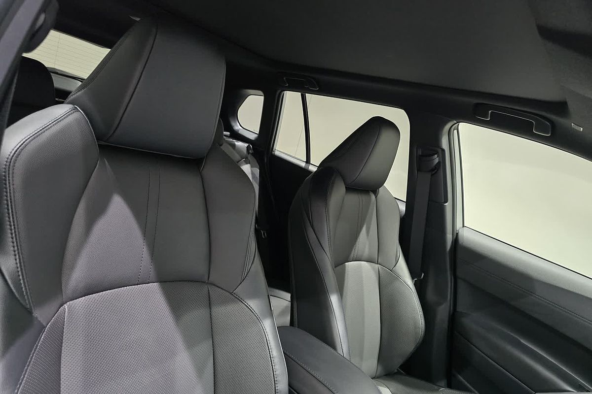 2025 Toyota Corolla Cross Atmos MXGH10R