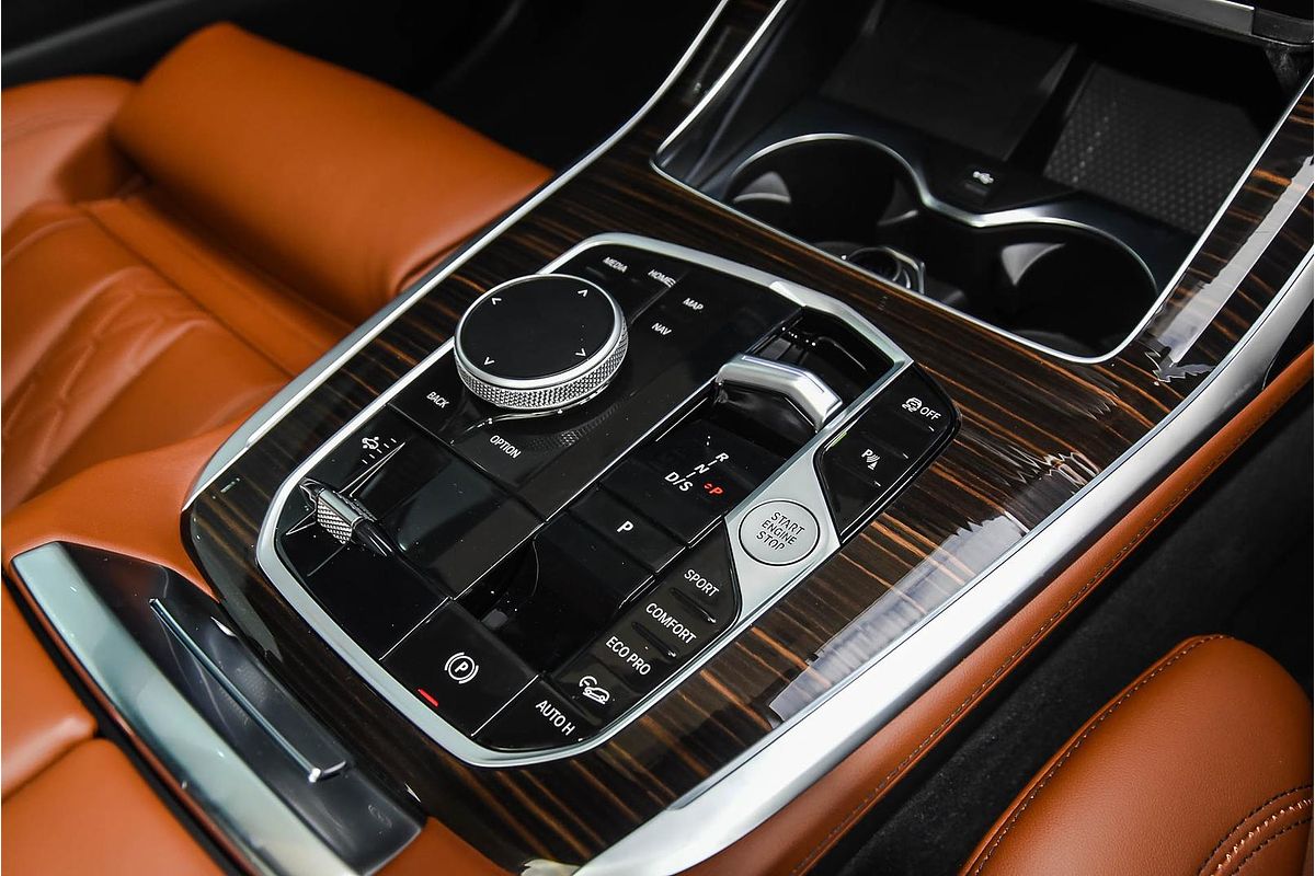 2025 BMW X7 xDrive40d M Sport G07 LCI