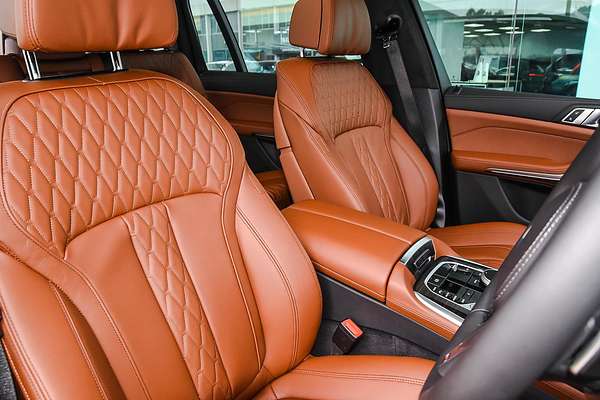 2025 BMW X7 xDrive40d M Sport G07 LCI