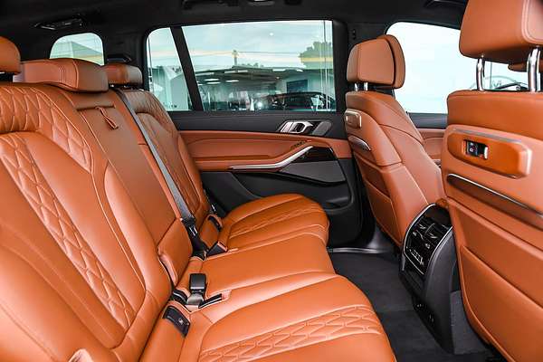2025 BMW X7 xDrive40d M Sport G07 LCI