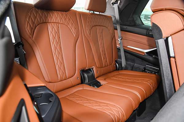 2025 BMW X7 xDrive40d M Sport G07 LCI