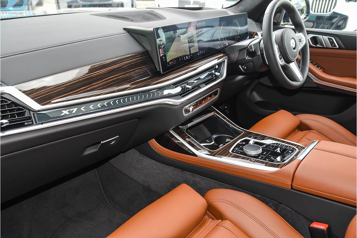 2025 BMW X7 xDrive40d M Sport G07 LCI