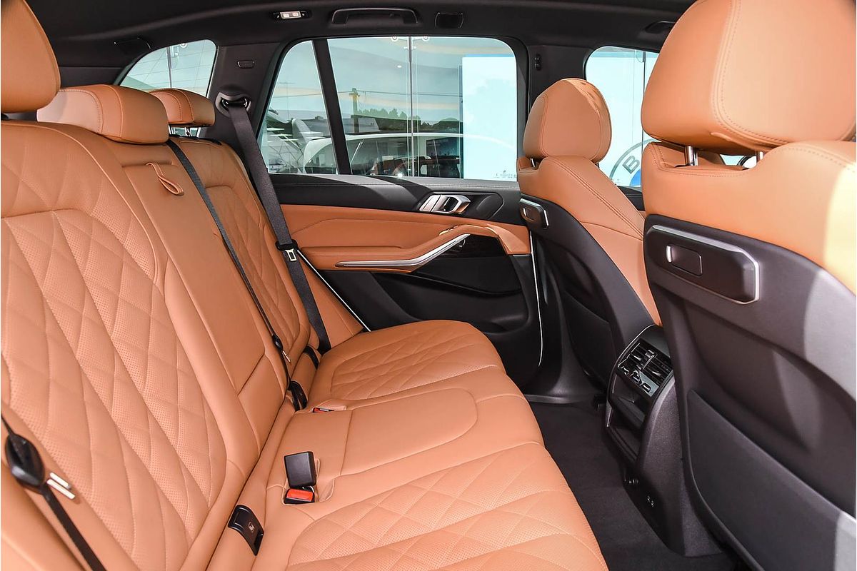 2025 BMW X5 xDrive30d M Sport G05 LCI