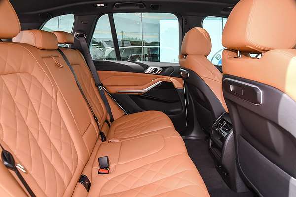 2025 BMW X5 xDrive30d M Sport G05 LCI